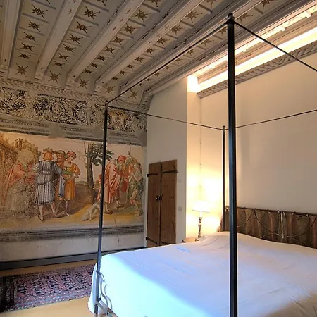 Palazzo Juvalta Bed and breakfast