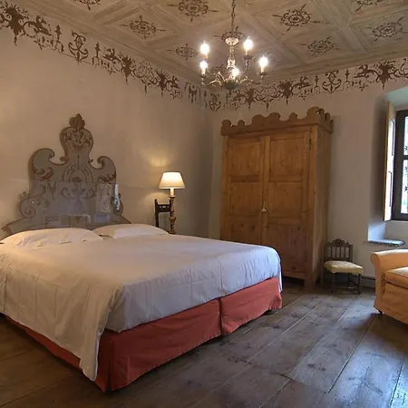 Palazzo Juvalta Bed & Breakfast *