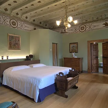 Palazzo Juvalta Bed & Breakfast Teglio