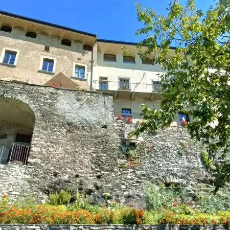 Palazzo Juvalta * Teglio