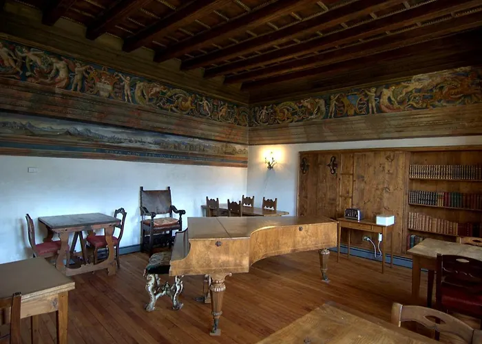 Palazzo Juvalta B&B 3*