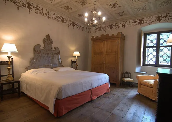 Palazzo Juvalta B&B 3*