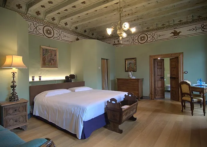 Palazzo Juvalta B&B 테글리오