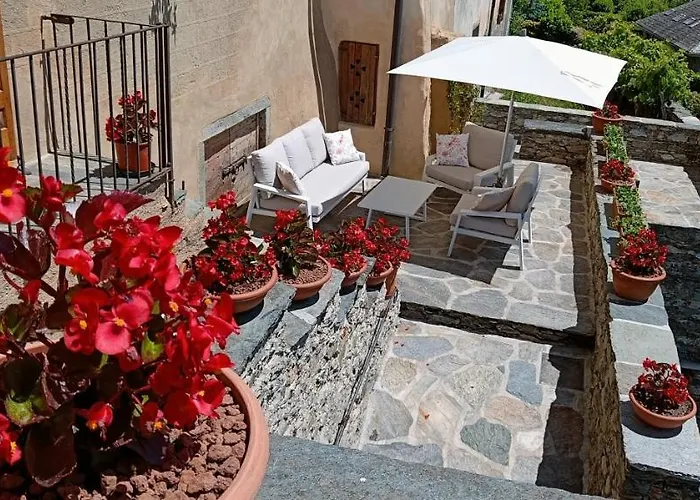 Palazzo Juvalta B&B