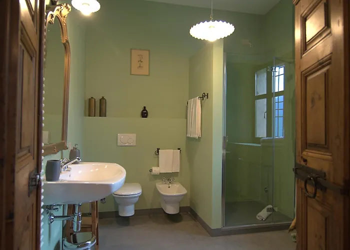 Palazzo Juvalta B&B 3*